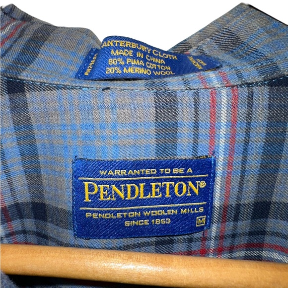 Pendleton Button Down Men’s Size Medium - Picture 4 of 6